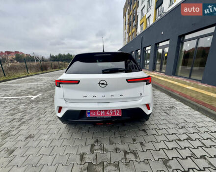 Белый Опель Mokka-e, объемом двигателя 0 л и пробегом 14 тыс. км за 18900 $, фото 5 на Automoto.ua
