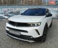 Белый Опель Mokka-e, объемом двигателя 0 л и пробегом 24 тыс. км за 22000 $, фото 1 на Automoto.ua