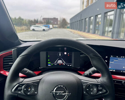 Белый Опель Mokka-e, объемом двигателя 0 л и пробегом 14 тыс. км за 18900 $, фото 43 на Automoto.ua