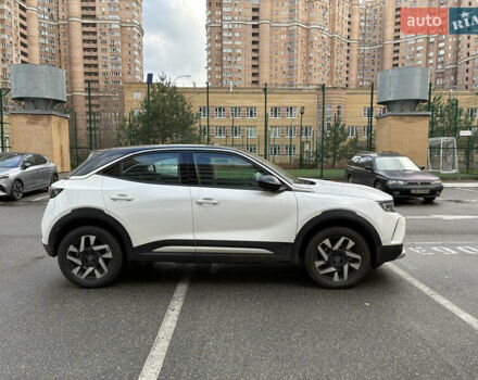 Білий Опель Mokka-e, об'ємом двигуна 0 л та пробігом 8 тис. км за 18500 $, фото 4 на Automoto.ua