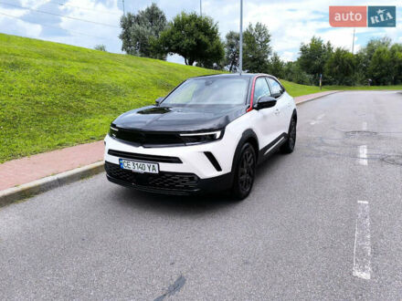 Опель Mokka-e 2022 в Киеве на Automoto.ua Белый Опель Mokka-e, объемом двигателя 0 л и пробегом 17 тыс. км за 15800 $, фото 1 на Automoto.ua