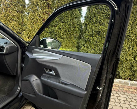 Черный Опель Mokka-e, объемом двигателя 0 л и пробегом 83 тыс. км за 15900 $, фото 39 на Automoto.ua