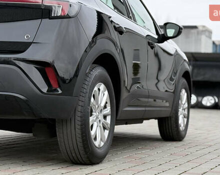 Черный Опель Mokka-e, объемом двигателя 0 л и пробегом 184 тыс. км за 14750 $, фото 6 на Automoto.ua