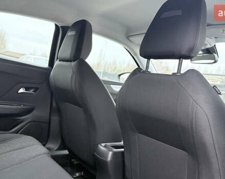 Черный Опель Mokka-e, объемом двигателя 0 л и пробегом 184 тыс. км за 14750 $, фото 30 на Automoto.ua