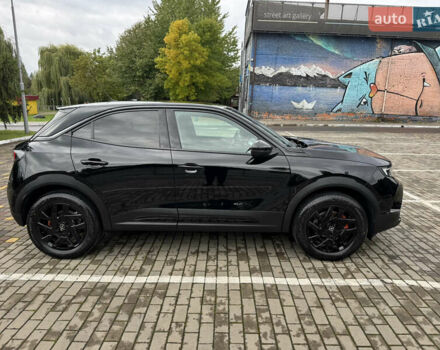 Черный Опель Mokka-e, объемом двигателя 0 л и пробегом 73 тыс. км за 16800 $, фото 3 на Automoto.ua