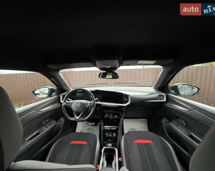 Черный Опель Mokka-e, объемом двигателя 0 л и пробегом 37 тыс. км за 17250 $, фото 42 на Automoto.ua