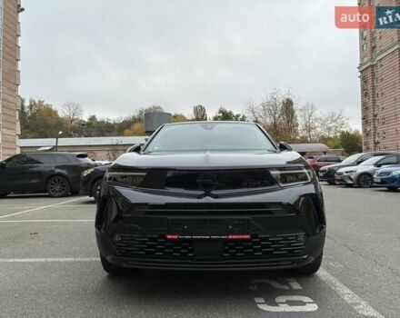 Опель Mokka-e 2023 у Києві на Automoto.ua Чорний Опель Mokka-e, об'ємом двигуна 0 л та пробігом 11 тис. км за 18800 $, фото 2 на Automoto.ua