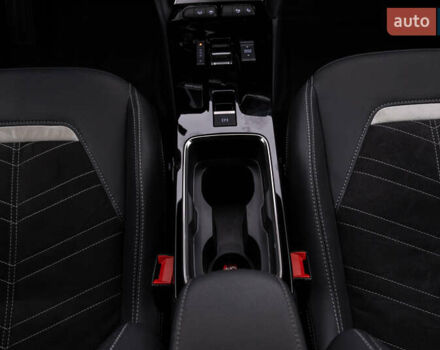 Черный Опель Mokka-e, объемом двигателя 0 л и пробегом 8 тыс. км за 25909 $, фото 7 на Automoto.ua