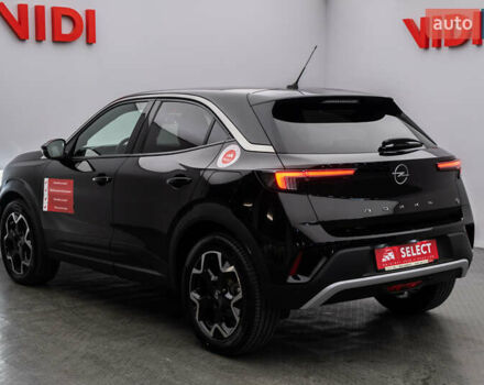 Черный Опель Mokka-e, объемом двигателя 0 л и пробегом 8 тыс. км за 25909 $, фото 10 на Automoto.ua