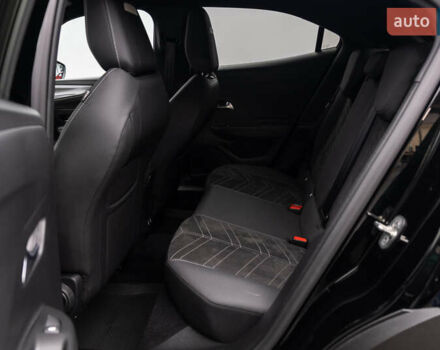 Черный Опель Mokka-e, объемом двигателя 0 л и пробегом 8 тыс. км за 25909 $, фото 9 на Automoto.ua