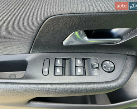 Опель Mokka-e, об'ємом двигуна 0 л та пробігом 60 тис. км за 16500 $, фото 28 на Automoto.ua