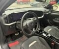 Серый Опель Mokka-e, объемом двигателя 0 л и пробегом 39 тыс. км за 18500 $, фото 96 на Automoto.ua