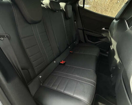 Сірий Опель Mokka-e, об'ємом двигуна 0 л та пробігом 69 тис. км за 16900 $, фото 30 на Automoto.ua