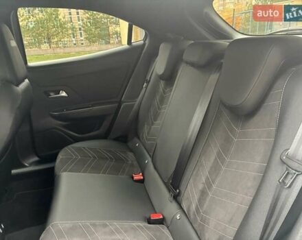 Серый Опель Mokka-e, объемом двигателя 0 л и пробегом 39 тыс. км за 18500 $, фото 65 на Automoto.ua