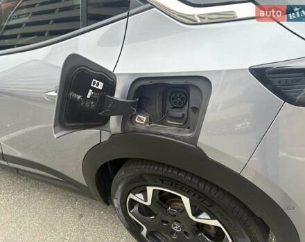 Серый Опель Mokka-e, объемом двигателя 0 л и пробегом 39 тыс. км за 18500 $, фото 50 на Automoto.ua