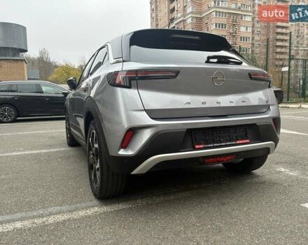 Серый Опель Mokka-e, объемом двигателя 0 л и пробегом 39 тыс. км за 18500 $, фото 24 на Automoto.ua
