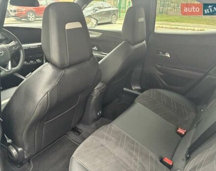 Серый Опель Mokka-e, объемом двигателя 0 л и пробегом 39 тыс. км за 18500 $, фото 66 на Automoto.ua