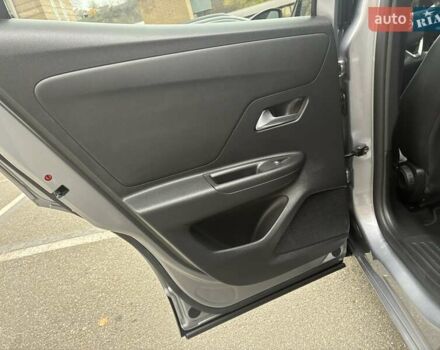 Серый Опель Mokka-e, объемом двигателя 0 л и пробегом 39 тыс. км за 18500 $, фото 67 на Automoto.ua