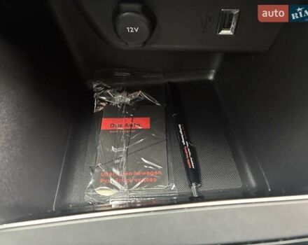 Серый Опель Mokka-e, объемом двигателя 0 л и пробегом 39 тыс. км за 18500 $, фото 86 на Automoto.ua