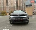 Серый Опель Mokka-e, объемом двигателя 0 л и пробегом 39 тыс. км за 18500 $, фото 3 на Automoto.ua