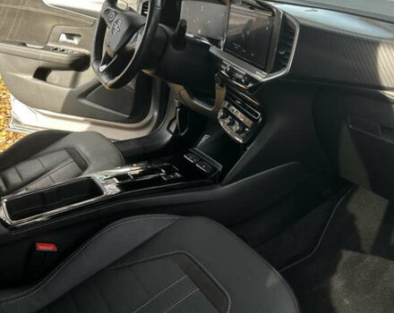 Сірий Опель Mokka-e, об'ємом двигуна 0 л та пробігом 69 тис. км за 16900 $, фото 34 на Automoto.ua