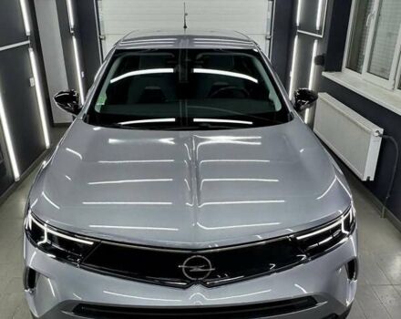 Серый Опель Mokka-e, объемом двигателя 0 л и пробегом 72 тыс. км за 16800 $, фото 4 на Automoto.ua