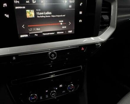 Серый Опель Mokka-e, объемом двигателя 0 л и пробегом 72 тыс. км за 16800 $, фото 35 на Automoto.ua