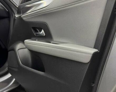 Серый Опель Mokka-e, объемом двигателя 0 л и пробегом 72 тыс. км за 16800 $, фото 32 на Automoto.ua