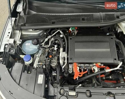 Серый Опель Mokka-e, объемом двигателя 0 л и пробегом 39 тыс. км за 18500 $, фото 52 на Automoto.ua