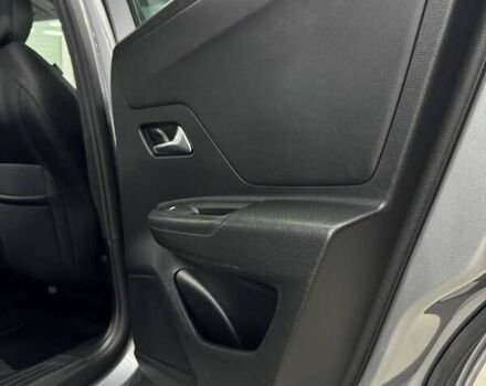 Серый Опель Mokka-e, объемом двигателя 0 л и пробегом 72 тыс. км за 16800 $, фото 29 на Automoto.ua