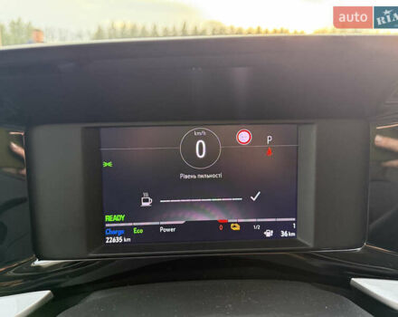 Серый Опель Mokka-e, объемом двигателя 0 л и пробегом 22 тыс. км за 16900 $, фото 11 на Automoto.ua