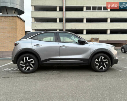 Серый Опель Mokka-e, объемом двигателя 0 л и пробегом 10 тыс. км за 18000 $, фото 7 на Automoto.ua