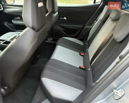 Серый Опель Mokka-e, объемом двигателя 0 л и пробегом 10 тыс. км за 18000 $, фото 39 на Automoto.ua