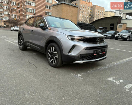 Серый Опель Mokka-e, объемом двигателя 0 л и пробегом 10 тыс. км за 18000 $, фото 5 на Automoto.ua