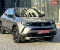 Сірий Опель Mokka-e, об'ємом двигуна 0 л та пробігом 4 тис. км за 22500 $, фото 20 на Automoto.ua