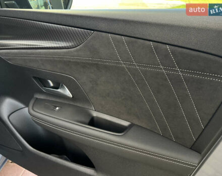 Сірий Опель Mokka-e, об'ємом двигуна 0 л та пробігом 4 тис. км за 22500 $, фото 41 на Automoto.ua