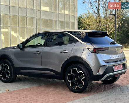 Сірий Опель Mokka-e, об'ємом двигуна 0 л та пробігом 4 тис. км за 22500 $, фото 28 на Automoto.ua