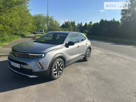 Сірий Опель Mokka-e, об'ємом двигуна 0 л та пробігом 74 тис. км за 20700 $, фото 1 на Automoto.ua