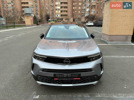 Серый Опель Mokka-e, объемом двигателя 0 л и пробегом 10 тыс. км за 18000 $, фото 1 на Automoto.ua