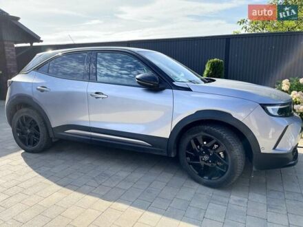 Серый Опель Mokka-e, объемом двигателя 0 л и пробегом 14 тыс. км за 20500 $, фото 1 на Automoto.ua
