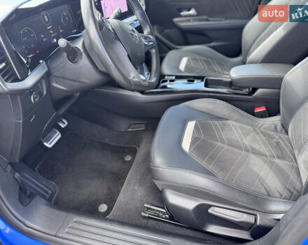 Синий Опель Mokka-e, объемом двигателя 0 л и пробегом 56 тыс. км за 16300 $, фото 32 на Automoto.ua