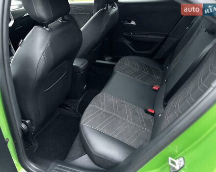 Зеленый Опель Mokka-e, объемом двигателя 0 л и пробегом 43 тыс. км за 17900 $, фото 26 на Automoto.ua