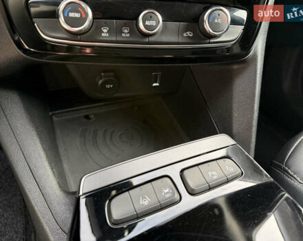 Зеленый Опель Mokka-e, объемом двигателя 0 л и пробегом 58 тыс. км за 17499 $, фото 44 на Automoto.ua