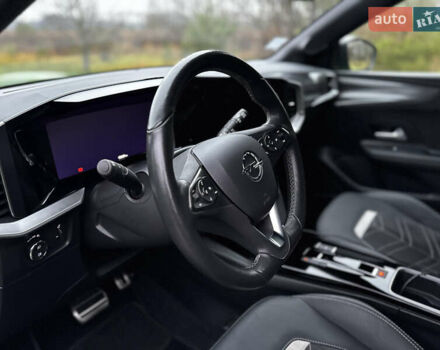 Зеленый Опель Mokka-e, объемом двигателя 0 л и пробегом 43 тыс. км за 17900 $, фото 18 на Automoto.ua