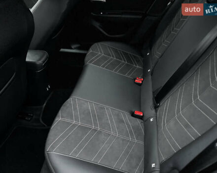 Зеленый Опель Mokka-e, объемом двигателя 0 л и пробегом 43 тыс. км за 17900 $, фото 27 на Automoto.ua