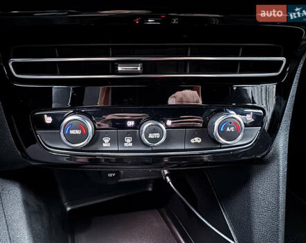 Зеленый Опель Mokka-e, объемом двигателя 0 л и пробегом 43 тыс. км за 17900 $, фото 43 на Automoto.ua