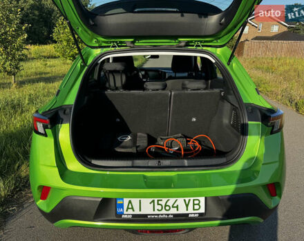 Зеленый Опель Mokka-e, объемом двигателя 0 л и пробегом 19 тыс. км за 16799 $, фото 14 на Automoto.ua