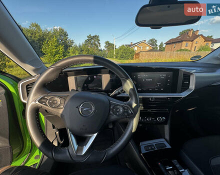 Зеленый Опель Mokka-e, объемом двигателя 0 л и пробегом 19 тыс. км за 16799 $, фото 30 на Automoto.ua