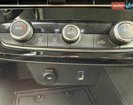 Зеленый Опель Mokka-e, объемом двигателя 0 л и пробегом 58 тыс. км за 17499 $, фото 41 на Automoto.ua