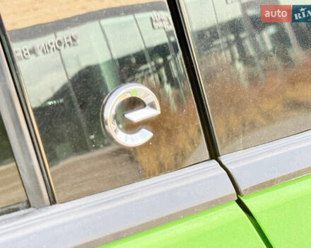 Зеленый Опель Mokka-e, объемом двигателя 0 л и пробегом 58 тыс. км за 17499 $, фото 33 на Automoto.ua